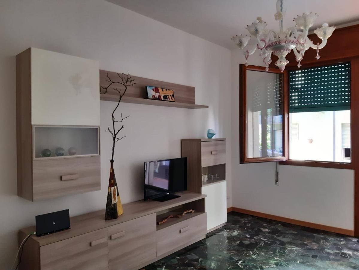 Esclusive Family Apartment Mestre Exteriör bild